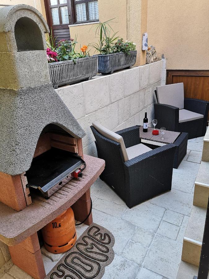 Paradise Apartment - Old Town Rab Rab Town Luaran gambar