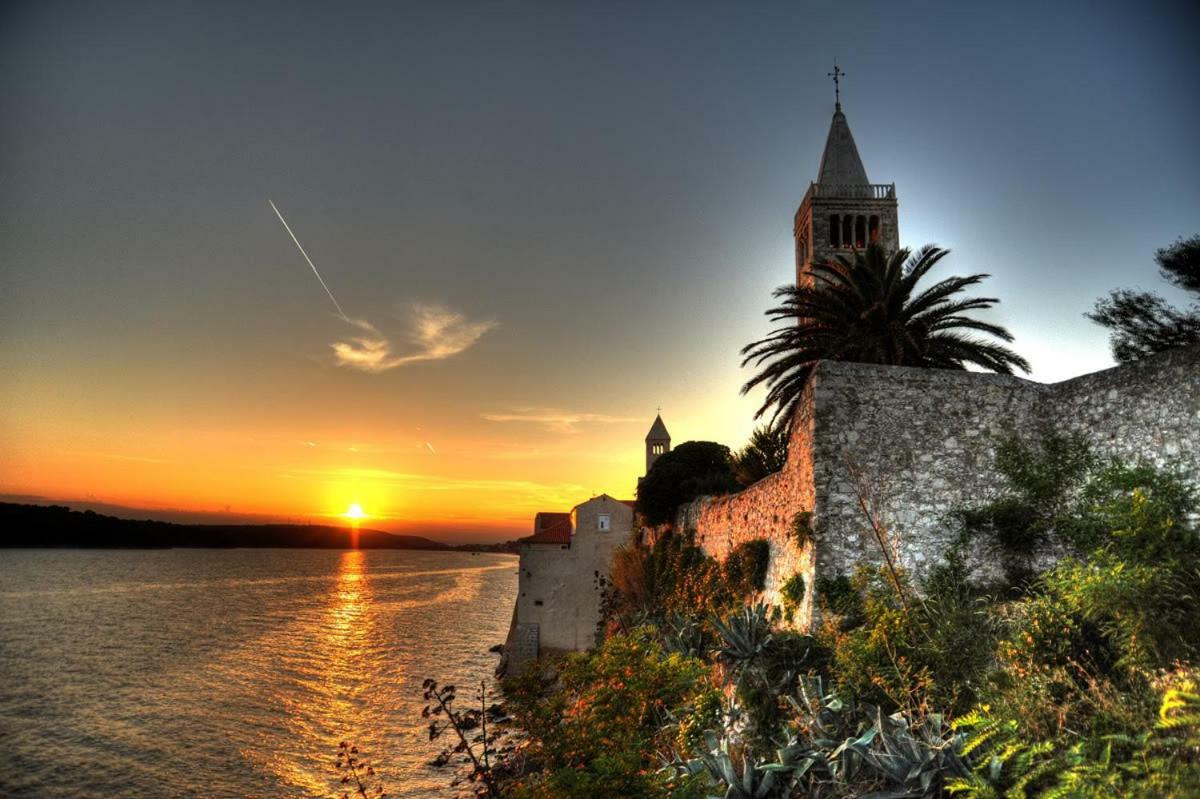 Paradise Apartment - Old Town Rab Rab Town Luaran gambar